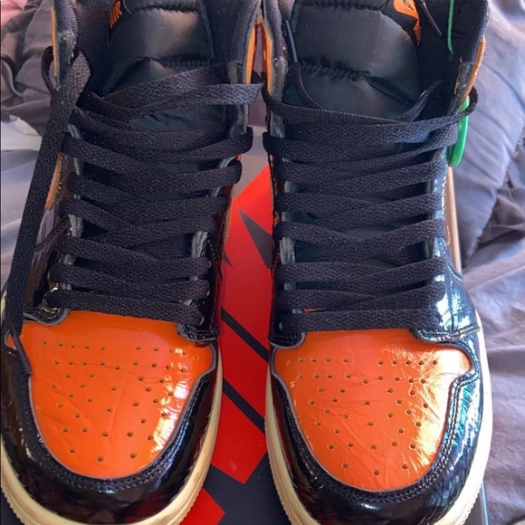 Nike Other - Shattered back board 1’s